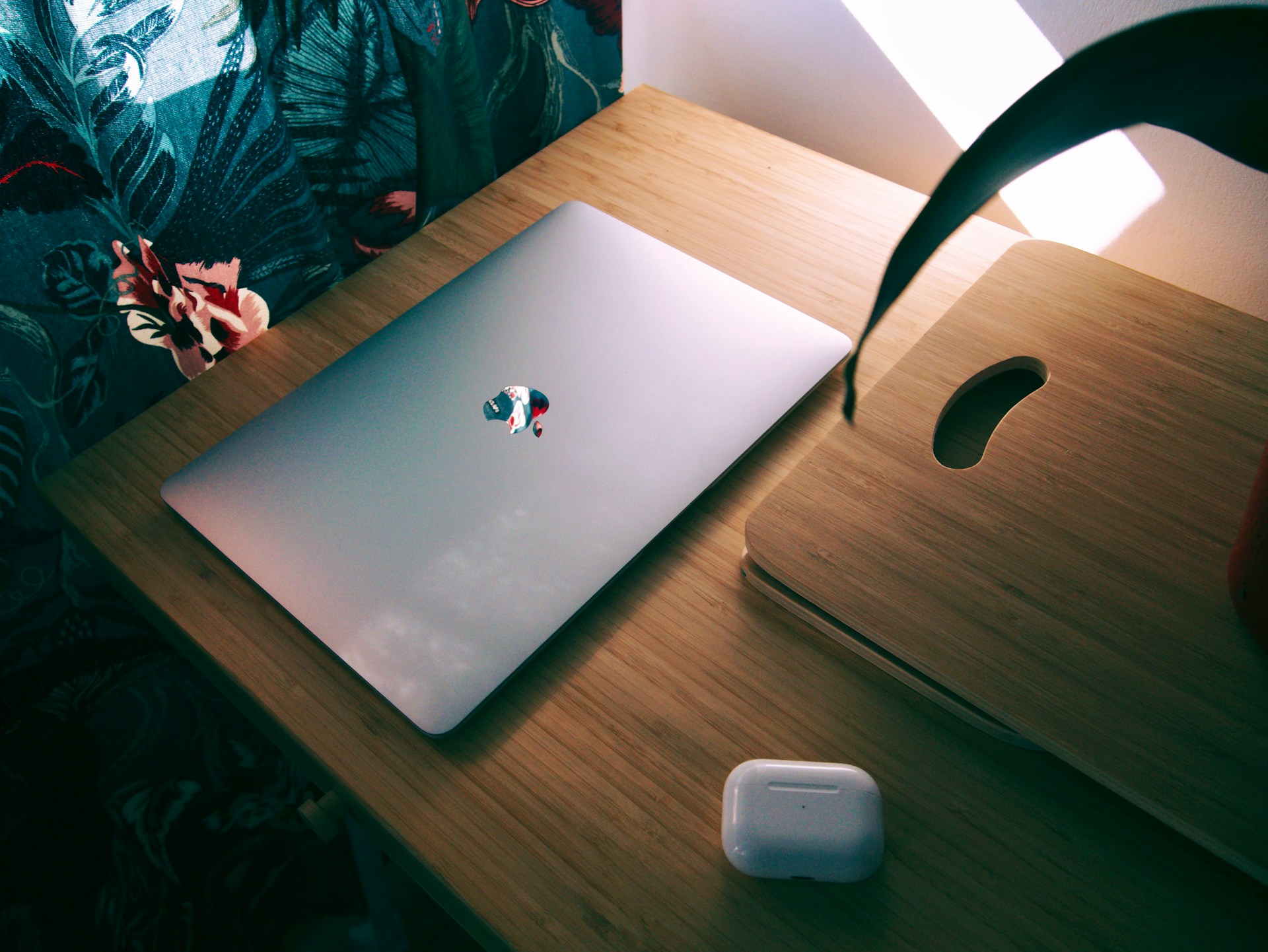 Mindful workspace – balance between focus and presence